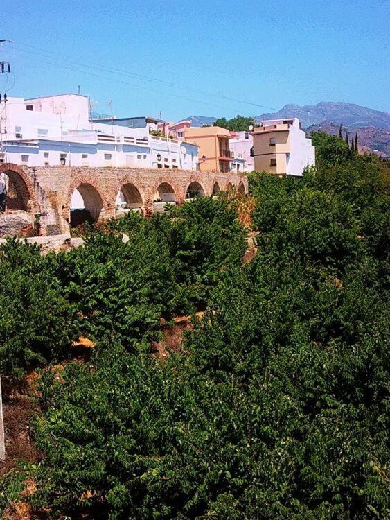Apartamento Fabulosa Casa En El Corazon De San Sebastian Almuñécar Exterior foto