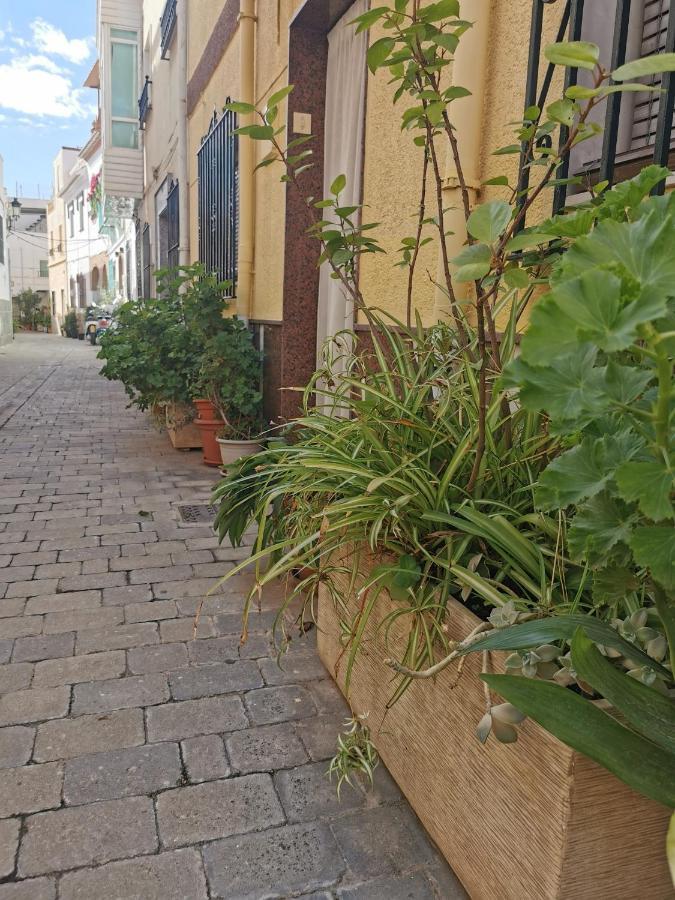 Apartamento Fabulosa Casa En El Corazon De San Sebastian Almuñécar Exterior foto